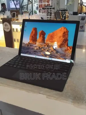 New Laptop Microsoft Surface Pro 7 16GB Intel Core I7 SSD 256GB