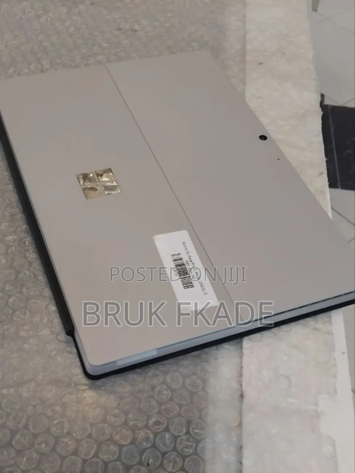 New Laptop Microsoft Surface Pro 7 16GB Intel Core I7 SSD 256GB