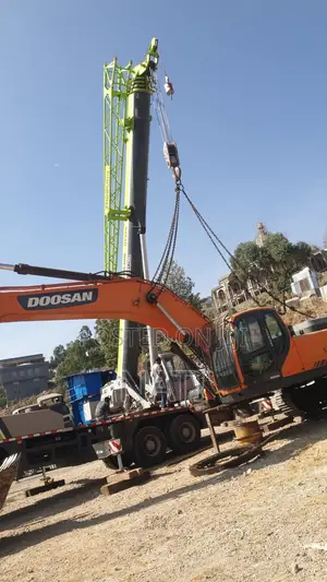 Leul Crane and Forklift Rental