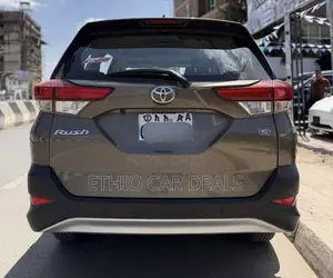 Toyota Rush 2022 Brown