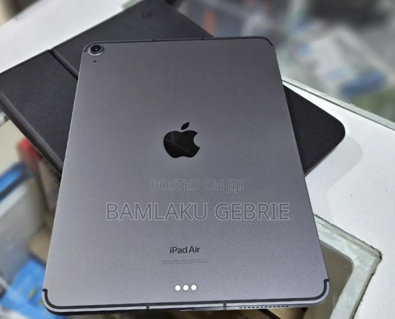 New Apple iPad Air (2022) 64 GB Silver