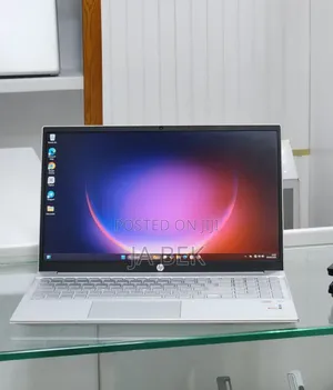 New Dell Inspiron 27 All-in-One 12GB Intel Core i7 SSD 512GB