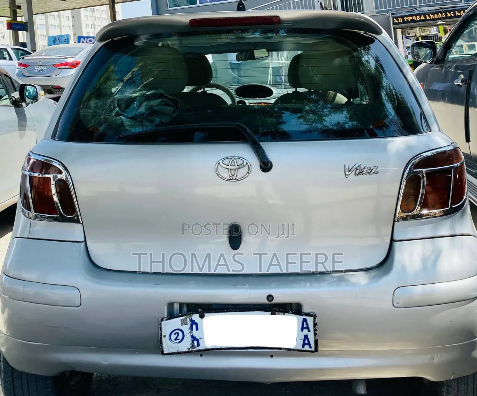 Toyota Vitz 2004 Silver