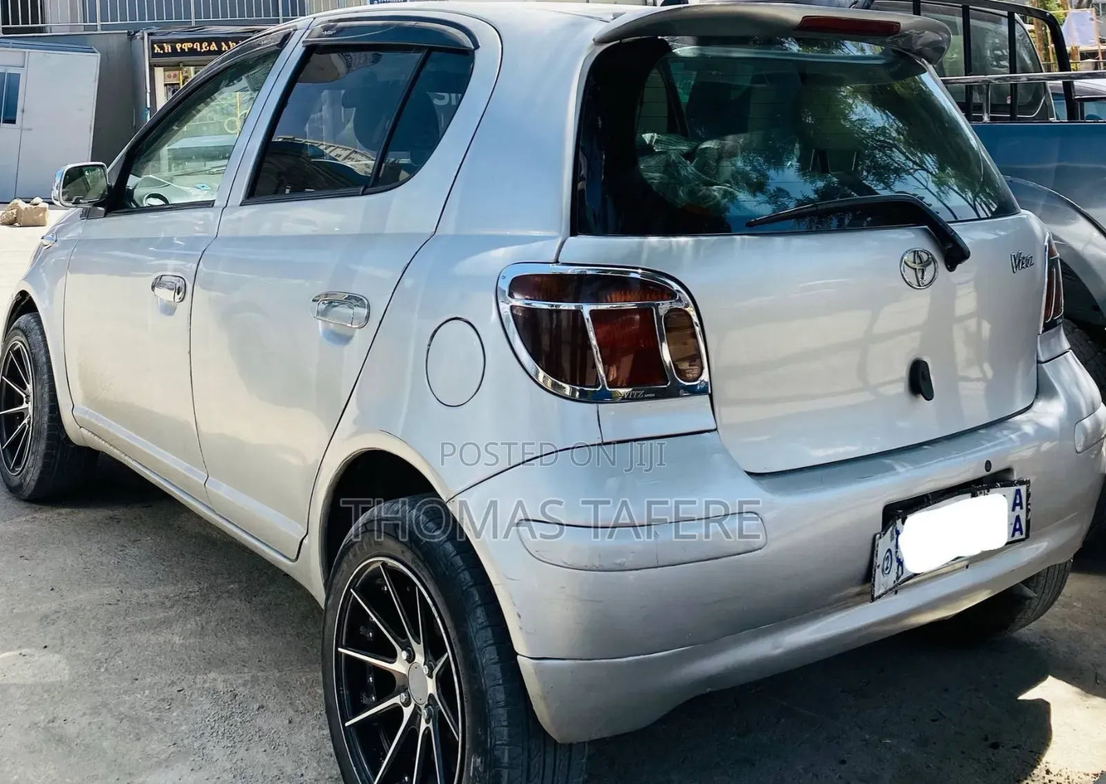 Toyota Vitz 2004 Silver