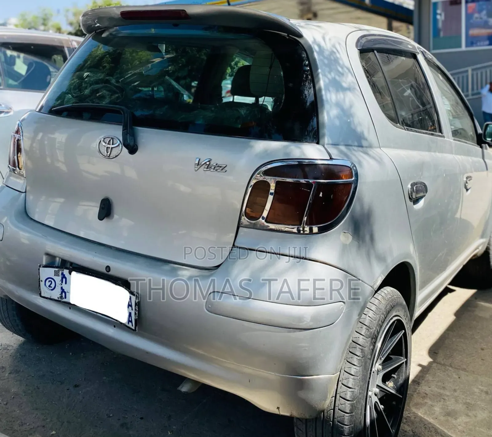 Toyota Vitz 2004 Silver