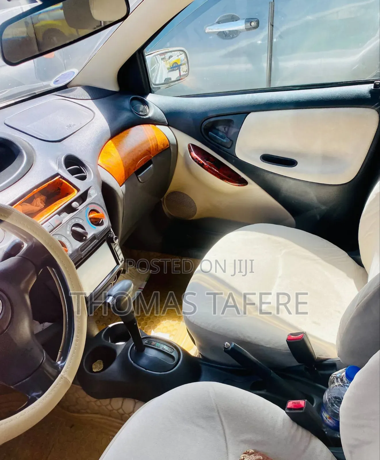 Toyota Vitz 2004 Silver