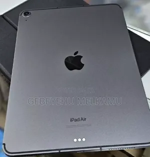 New Apple iPad Air (2022) 64 GB Silver