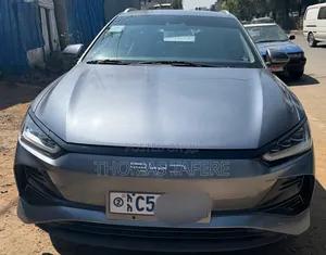 BYD E2 43 kWh 94 hp FWD 2024