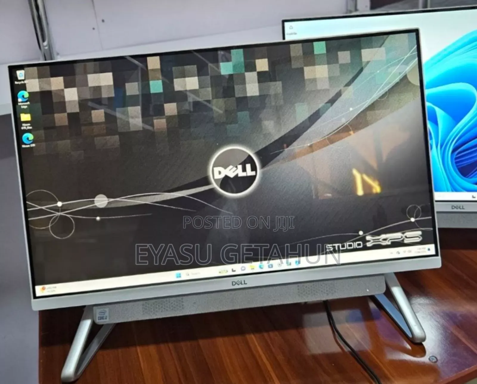 Dell Inspiron Aio (All-in-One) 27-Inch Inspiron 7790 Series
