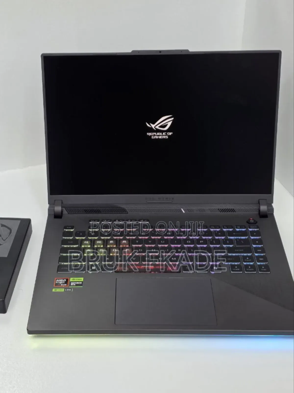New Laptop Asus ROG Strix G16 G614 16GB AMD Ryzen 9 SSD 1T