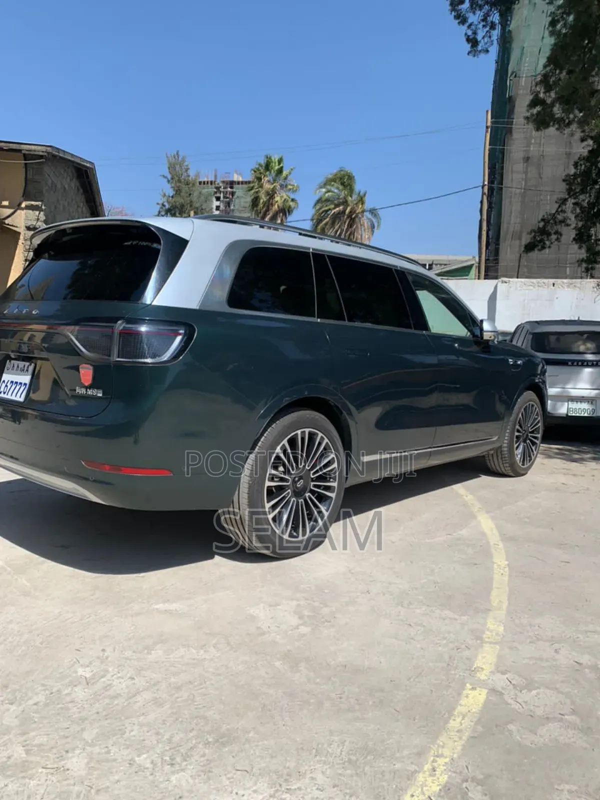 AITO M9 100kWh EV AWD 2024 Green