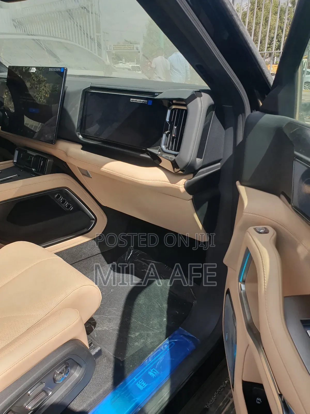 New BYD Leopard 8 2.0 Hybrid AWD 2025 Black