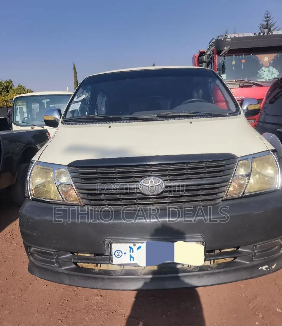 Toyota HiAce 2008 White