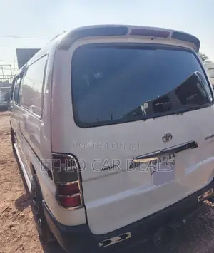 Toyota HiAce 2008 White