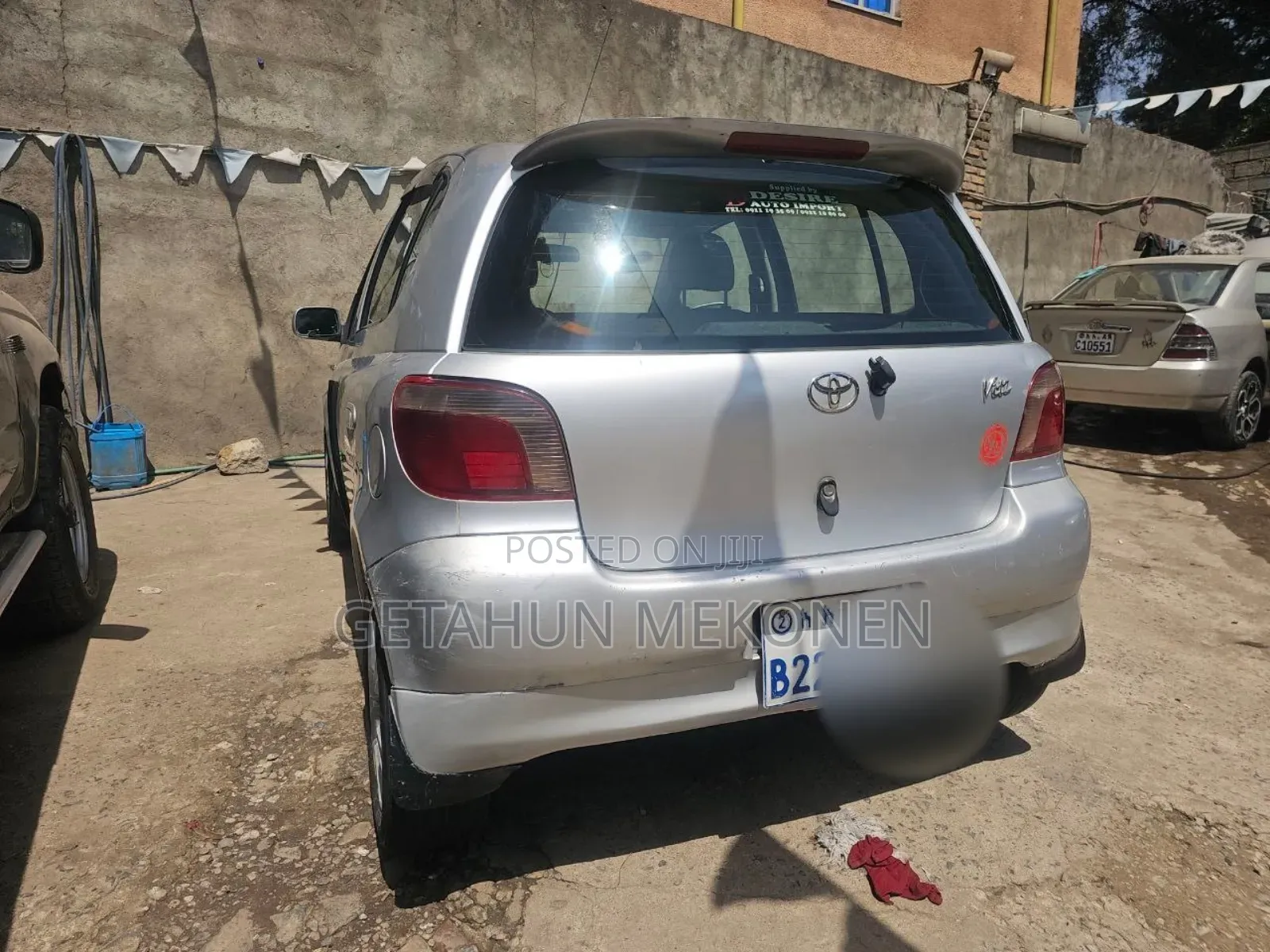 Toyota Vitz 2001 Silver