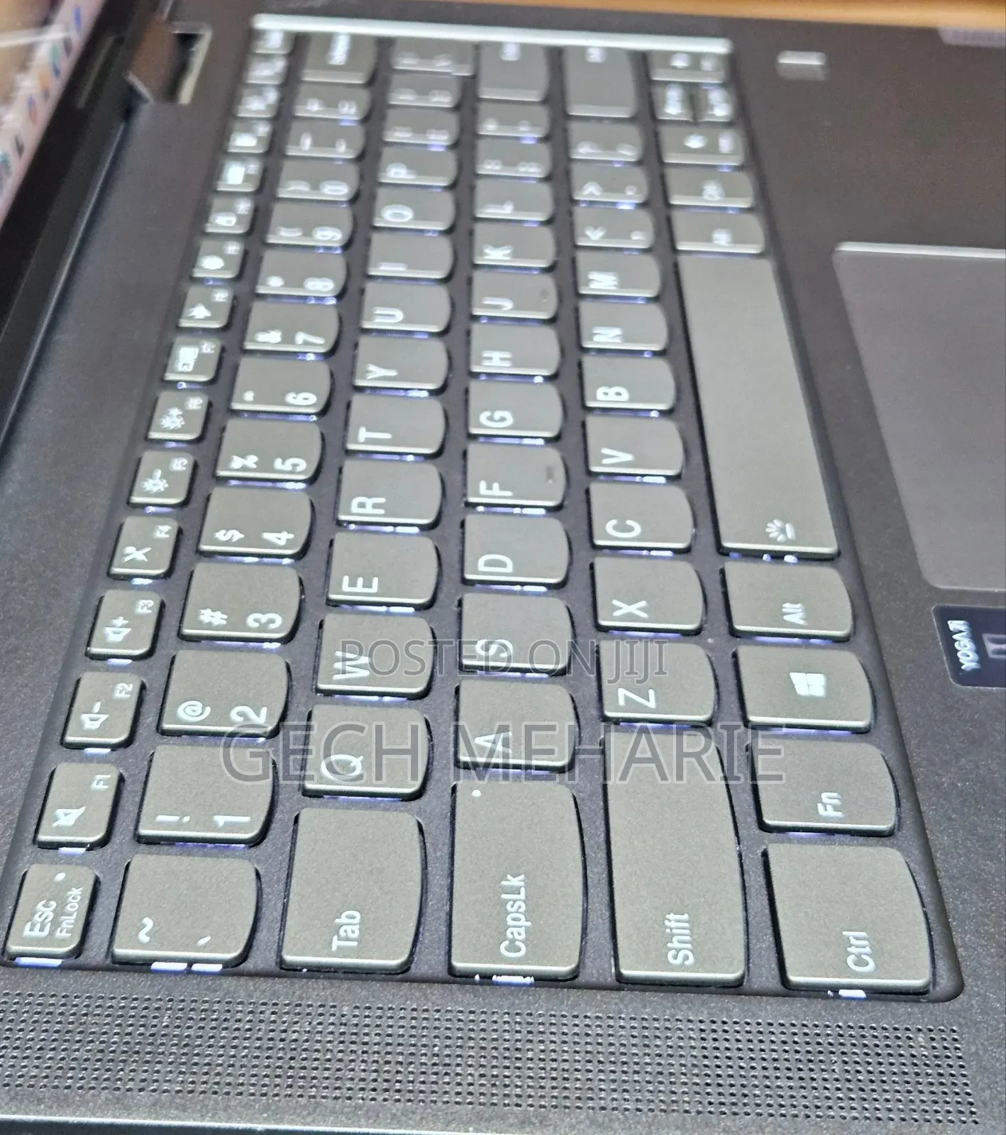 New Laptop Lenovo Yoga 7i 12GB Intel Core I5 SSD 512GB