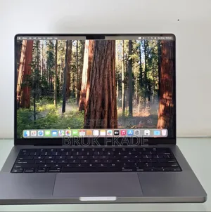 New Laptop Apple MacBook Pro 2023 M2 16GB Apple M2 SSD 512GB