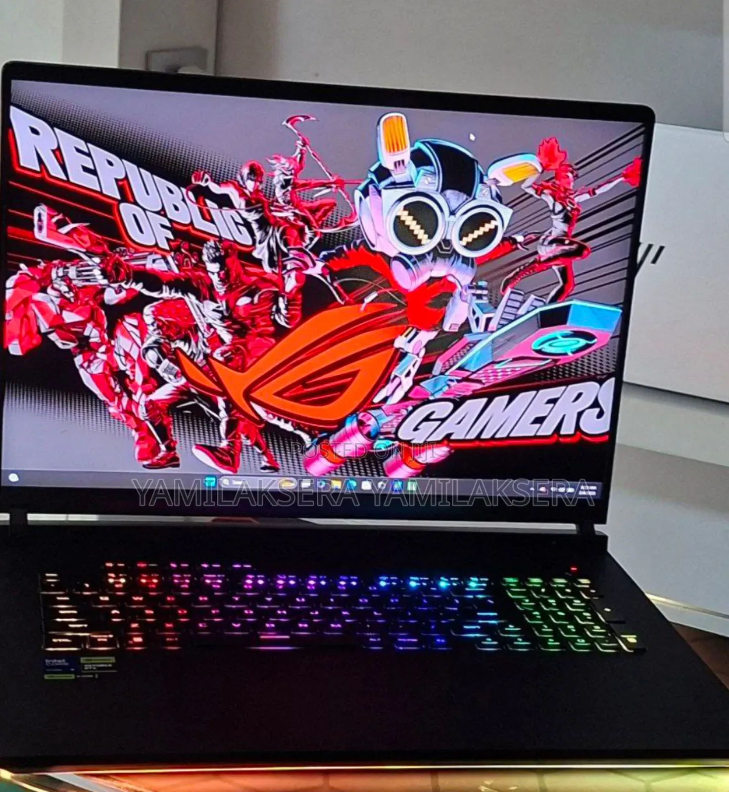 New Laptop Asus 32GB Intel Core Ultra 9 SSD 1T