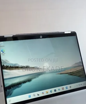 New Laptop HP OmniBook 5 Flip 16GB Intel Core 7 SSD 512GB