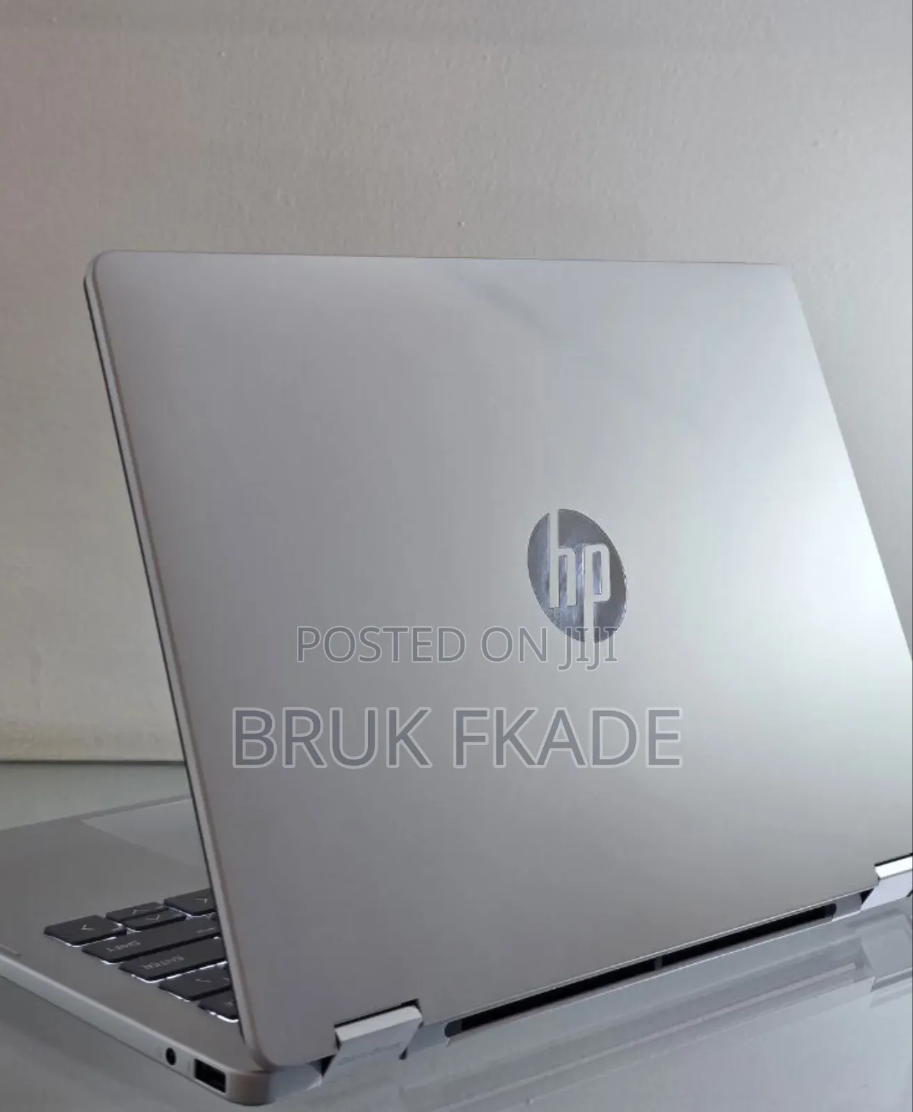 New Laptop HP OmniBook 5 Flip 16GB Intel Core 7 SSD 512GB