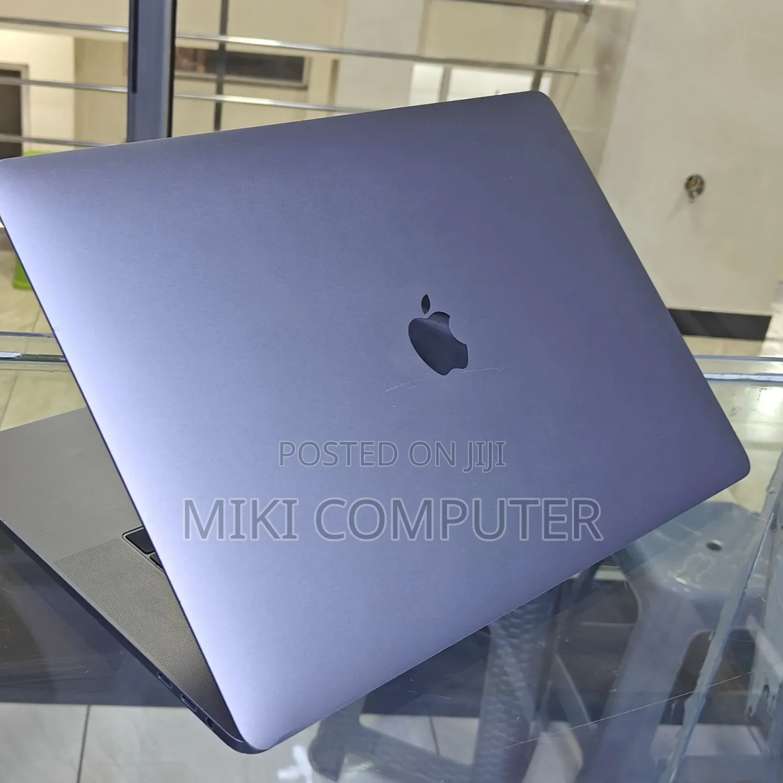 New Laptop Apple MacBook Pro 2017 32GB Intel Core I7 SSD 256GB