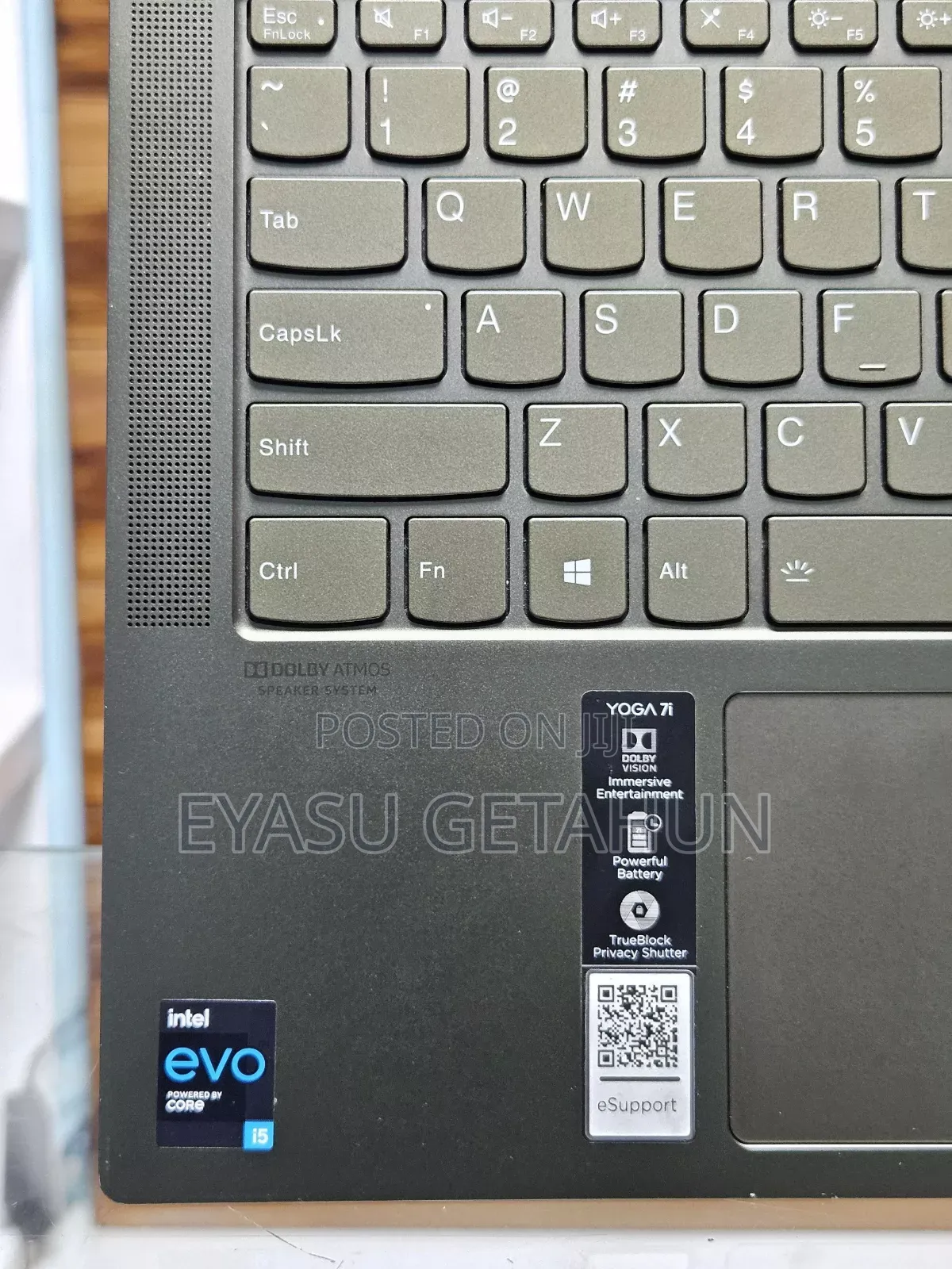 New Laptop Lenovo Yoga 7i 12GB Intel Core I5 SSD 512GB