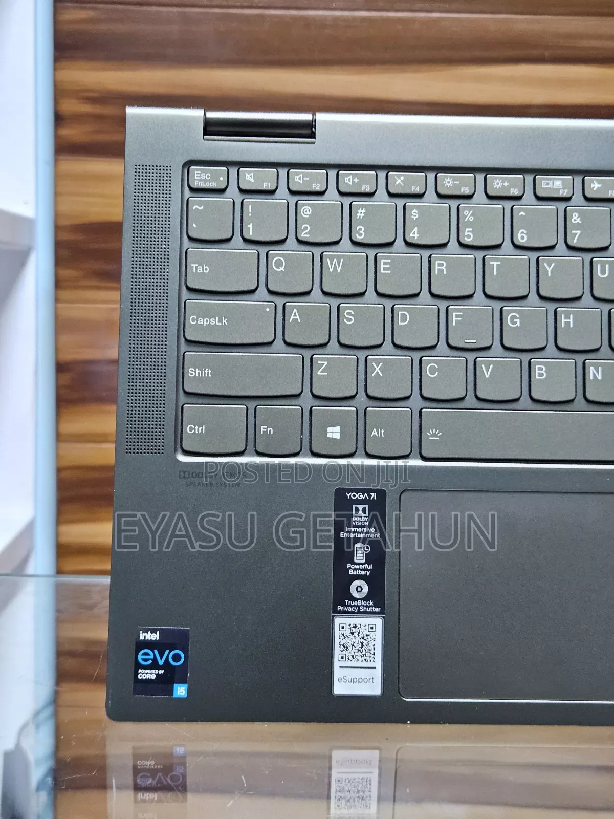 New Laptop Lenovo Yoga 7i 12GB Intel Core I5 SSD 512GB