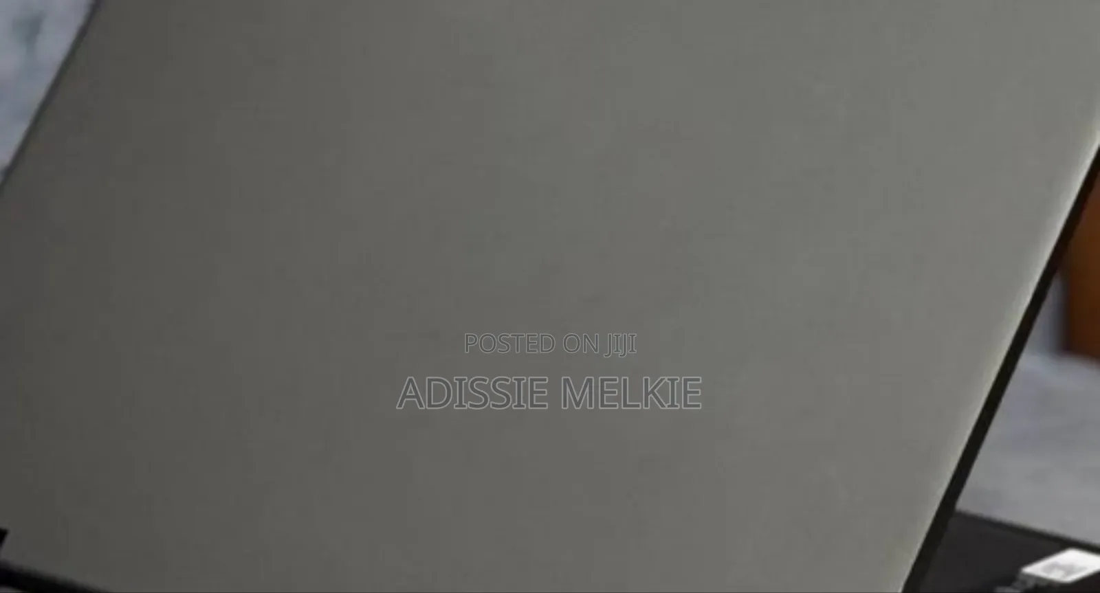 New Laptop Lenovo Yoga 7i 12GB Intel Core I7 SSD 512GB