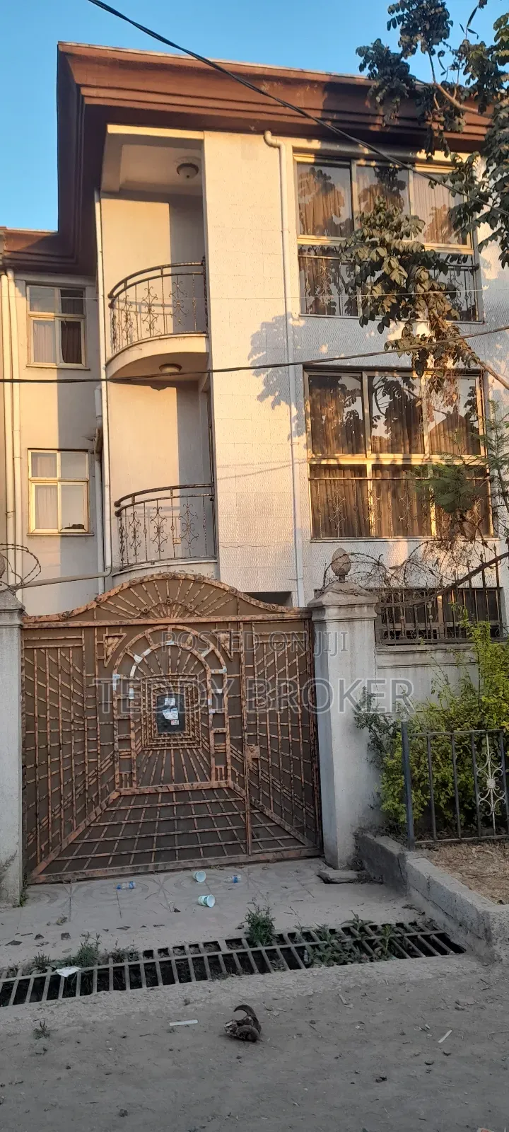 5bdrm House in Haile Garment, Nifas Silk-Lafto for sale