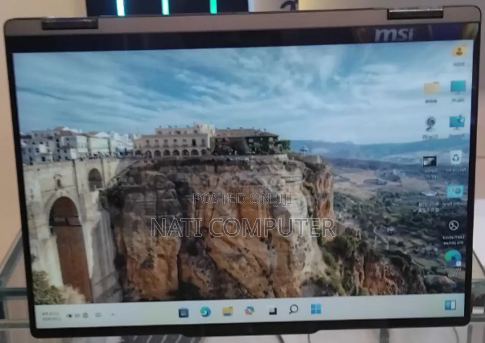 New Laptop Lenovo Yoga 7i 16GB Intel Core Ultra 7 SSD 1T