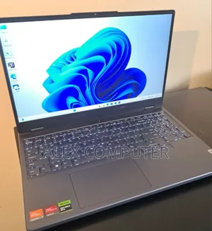 New Laptop Lenovo Legion 5 16GB AMD Ryzen 7 SSD 512GB