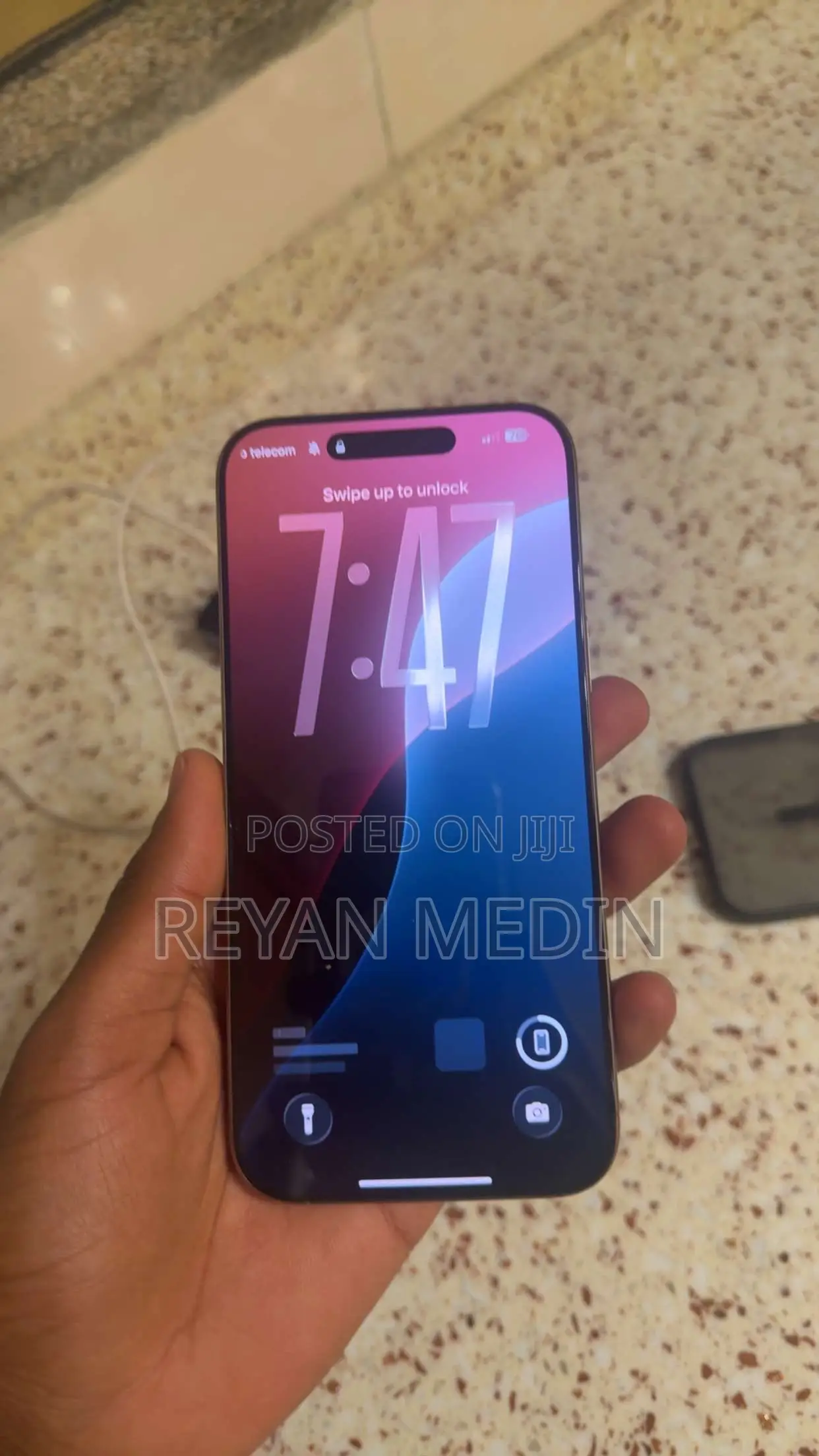 New Apple iPhone 16 Pro Max 256 GB Gold