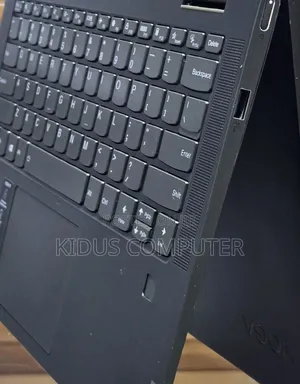 New Laptop Lenovo Yoga 7i 12GB Intel Core I5 SSD 512GB