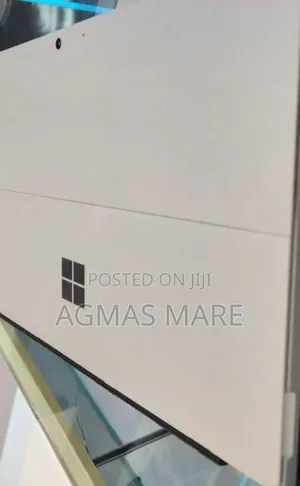 New Laptop Microsoft Surface Pro 4 8GB Intel Core I5 SSD 256GB