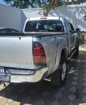 Toyota Tacoma 2007 Silver
