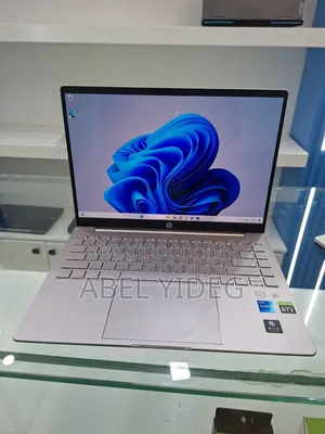 New Laptop HP Pavilion 14-Ce3064st 16GB Intel Core I5 SSD 512GB