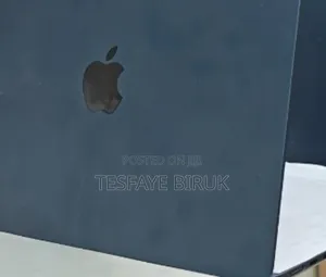 New Laptop Apple MacBook Air 2025 M4 13-Inch 16GB Apple M4 SSD 256GB