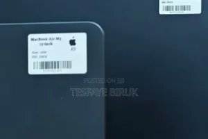 New Laptop Apple MacBook Air 2025 M4 13-Inch 16GB Apple M4 SSD 256GB