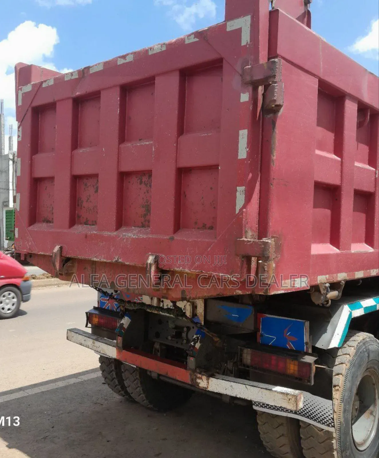 2021 ሞዴል ሲኖ በ336 ገልባጭ a-12 ታርጋ