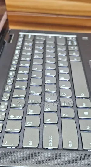 New Laptop Lenovo Yoga 7i 12GB Intel Core I5 SSD 512GB