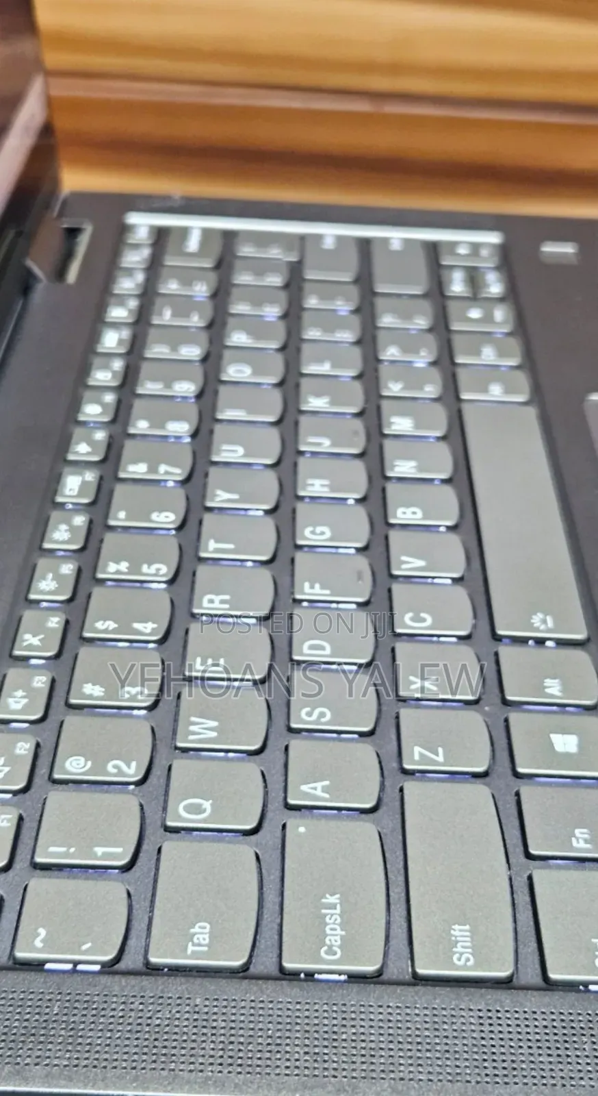 New Laptop Lenovo Yoga 7i 12GB Intel Core I5 SSD 512GB