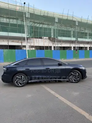 Volkswagen ID.7 Pro Match 2025 Blue