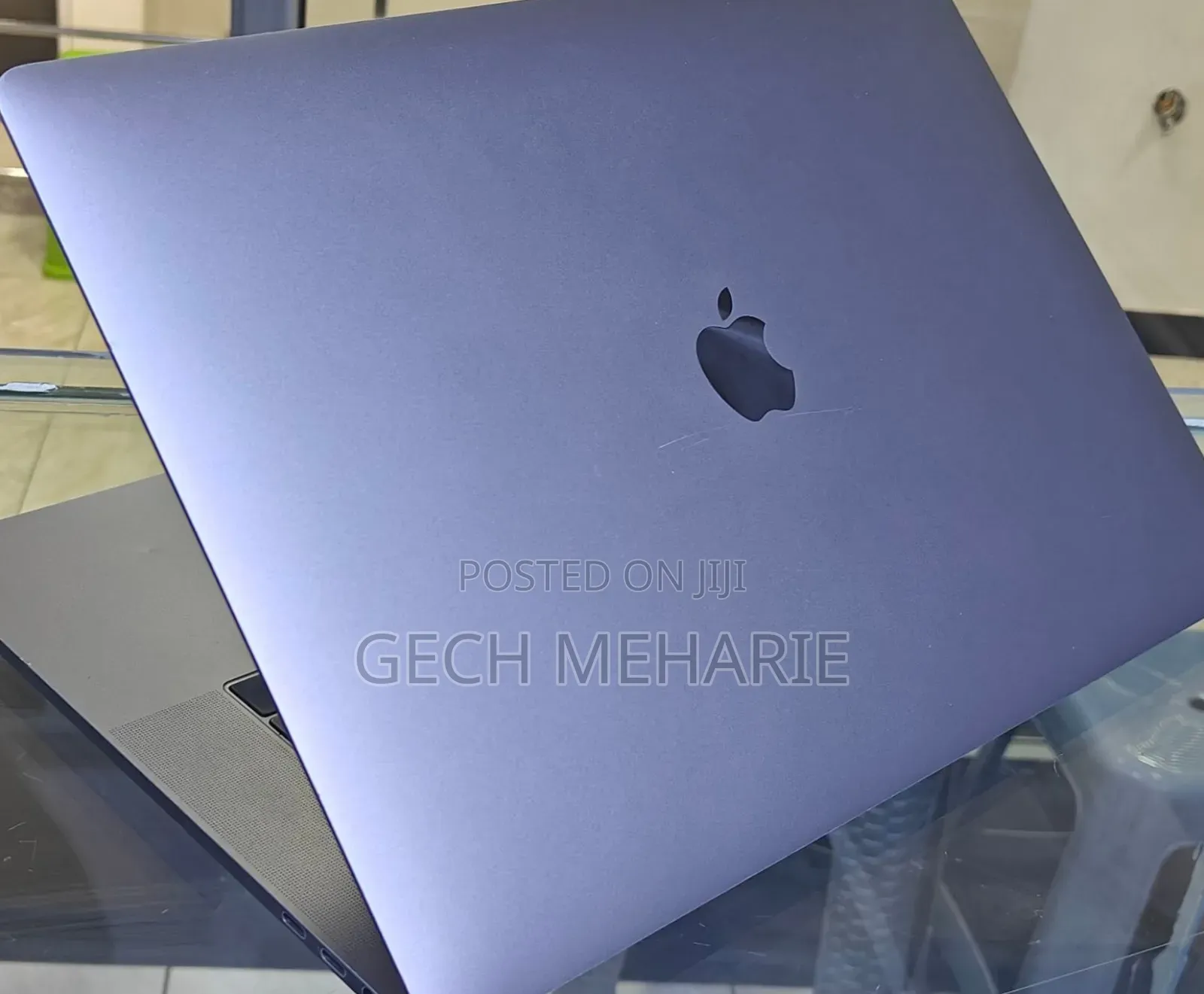 New Laptop Apple MacBook Pro 2019 32GB Intel Core I7 SSD 256GB