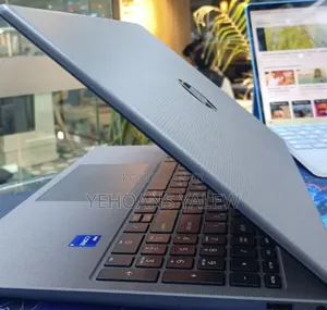 New Laptop HP Stream Notebook 16GB Intel Core I5 SSD 512GB
