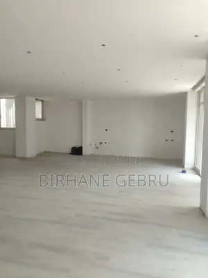 Space Rent for Supermarket Eletronics.Pharmacy.Giftway