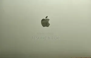 New Laptop Apple MacBook Pro 2019 16GB Intel Core I7 SSD 512GB