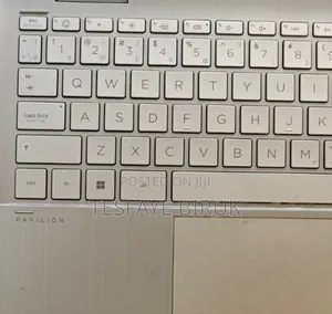 New Laptop HP Pavilion 13 X360 8GB Intel Core I5 SSD 512GB