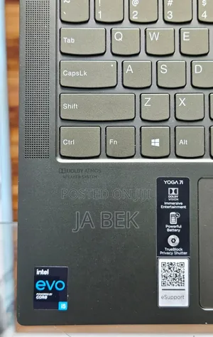 New Laptop Lenovo Yoga 7i 12GB Intel Core I5 SSD 512GB
