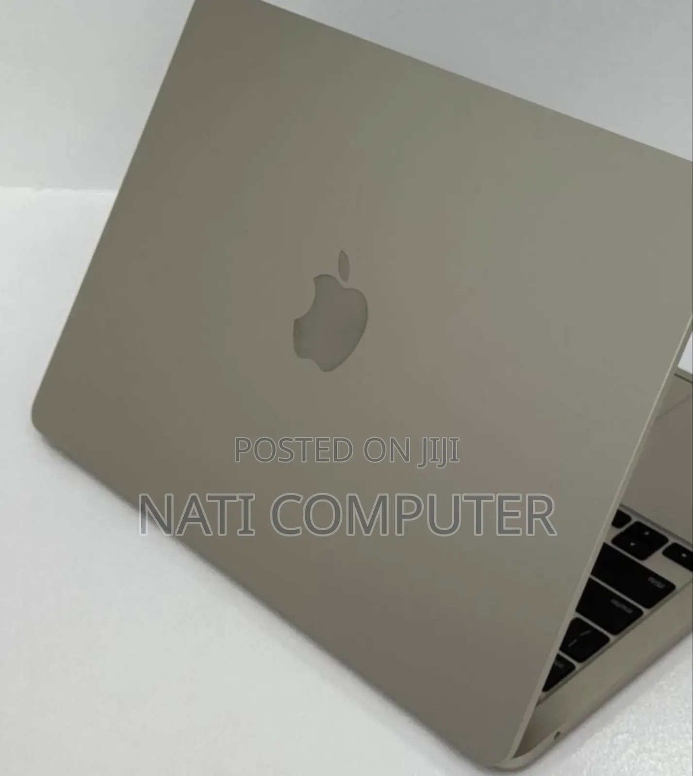New Laptop Apple MacBook Air 2025 M4 13-Inch 16GB Apple M4 SSD 256GB