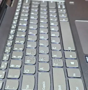 New Laptop Lenovo Yoga 7i 12GB Intel Core I5 SSD 512GB